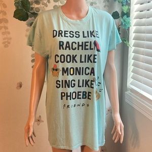 💎 (4/$30) Sz M F•R•I•E•N•D•S PJ Shirt